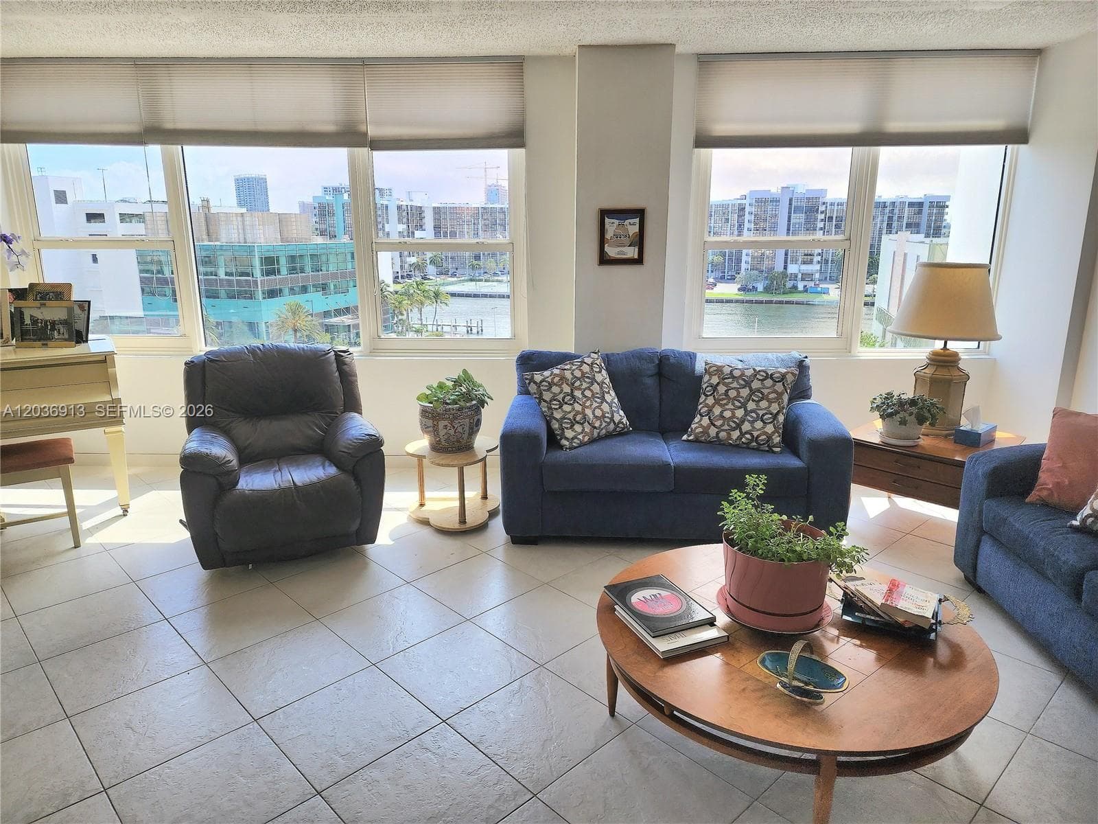 3505 S Ocean Dr 705 photo 5