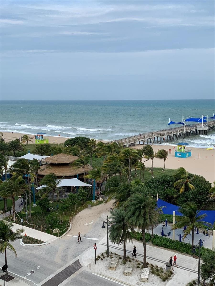 133 N Pompano Beach Boulevard 808 photo 2