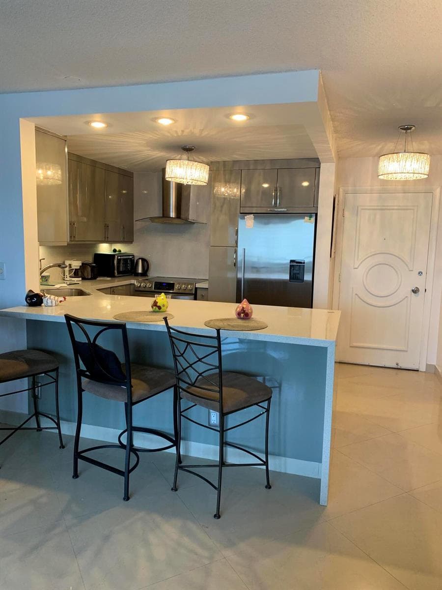 133 N Pompano Beach Boulevard 808 photo 5