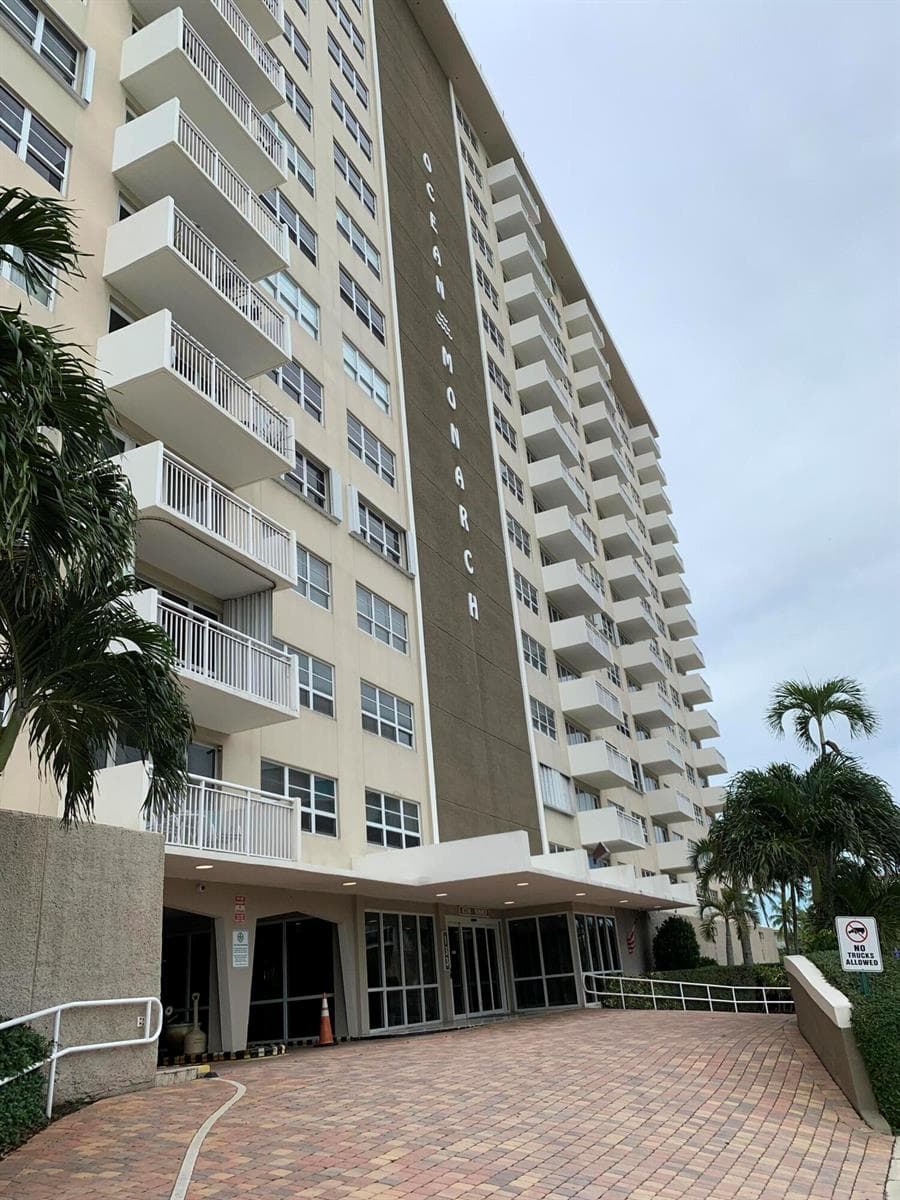 133 N Pompano Beach Boulevard 808 photo 9