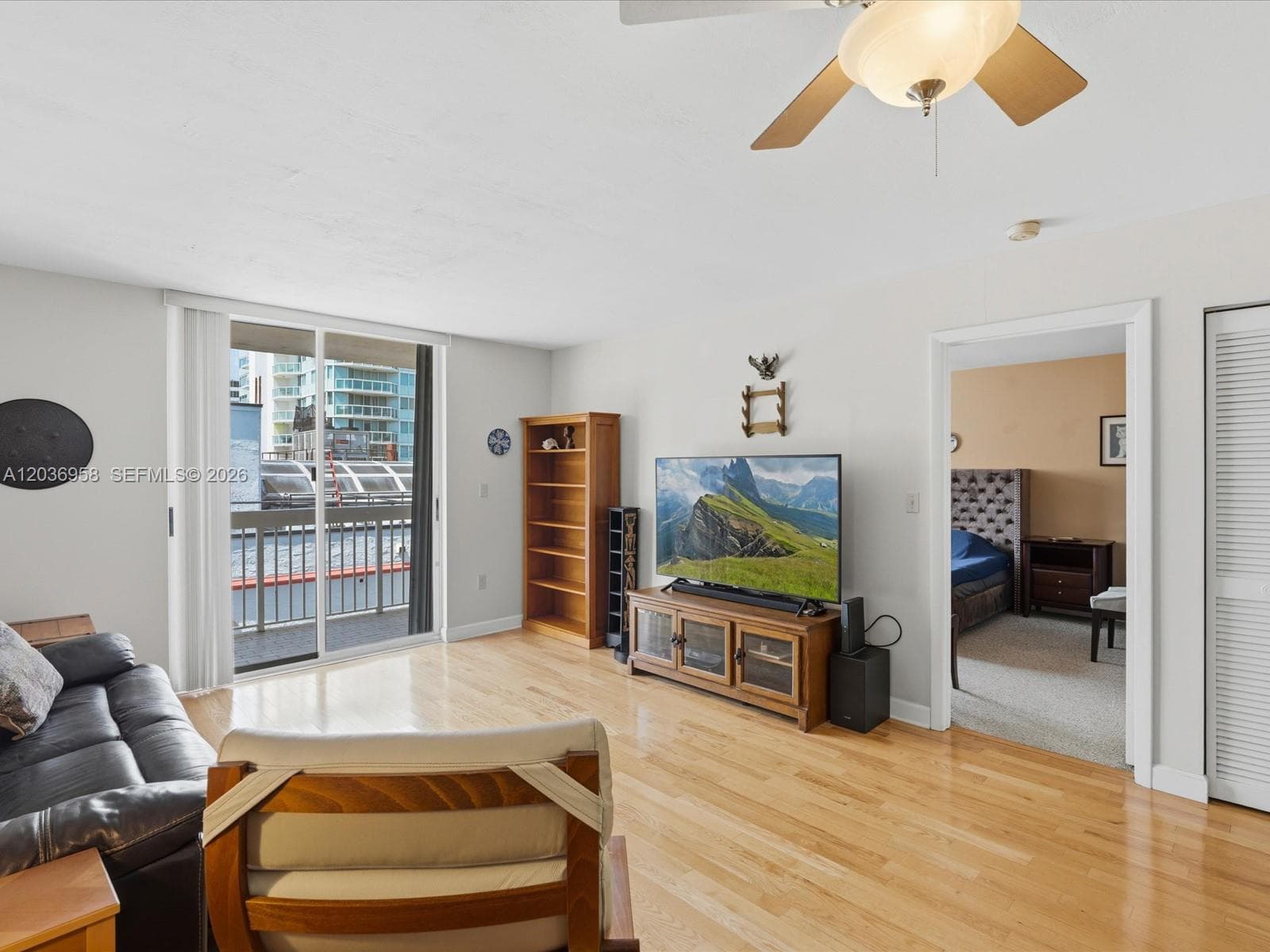 3588 Collins Ave 504 photo 1