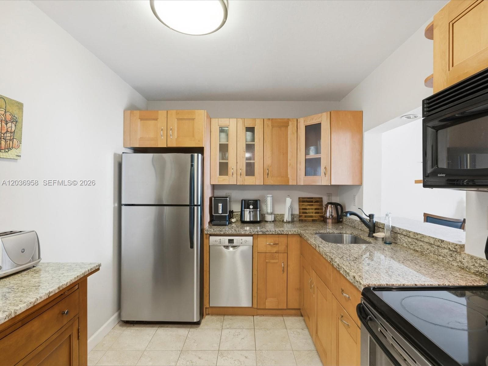 3588 Collins Ave 504 photo 4