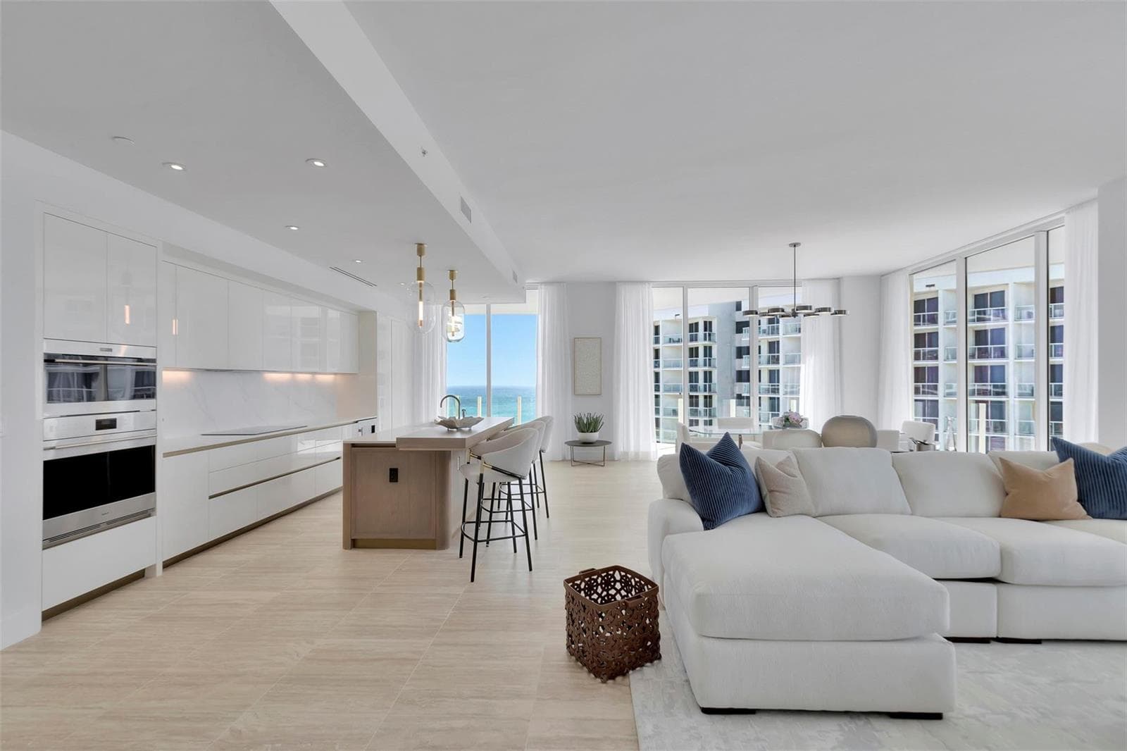 525 N Fort Lauderdale Beach Boulevard 1903 photo 8