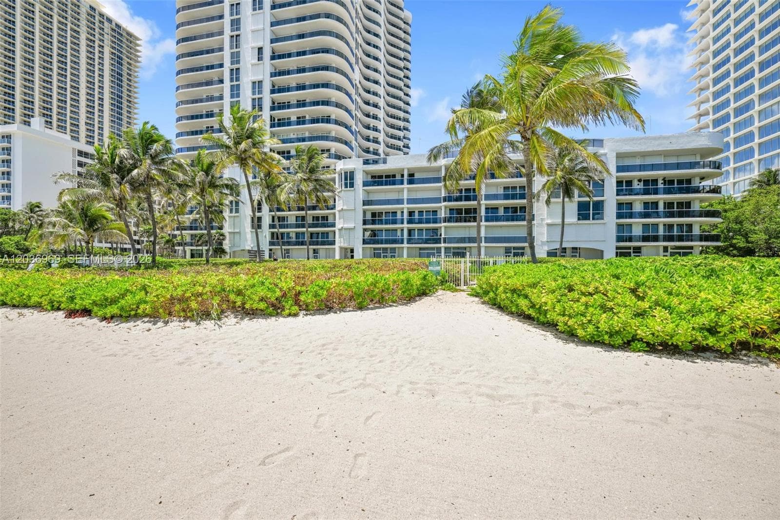 16711 Collins Ave BC-10 photo 1