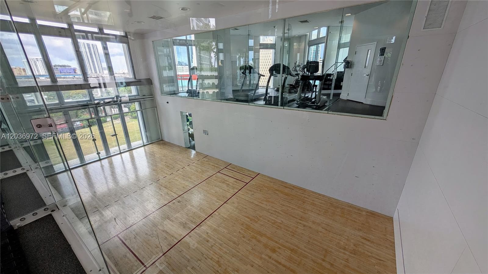 350 S Miami Ave 704 photo 17