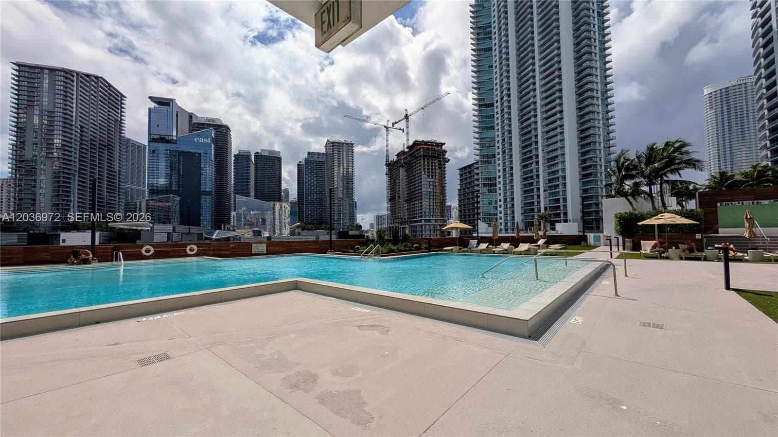 350 S Miami Ave 704 photo 24