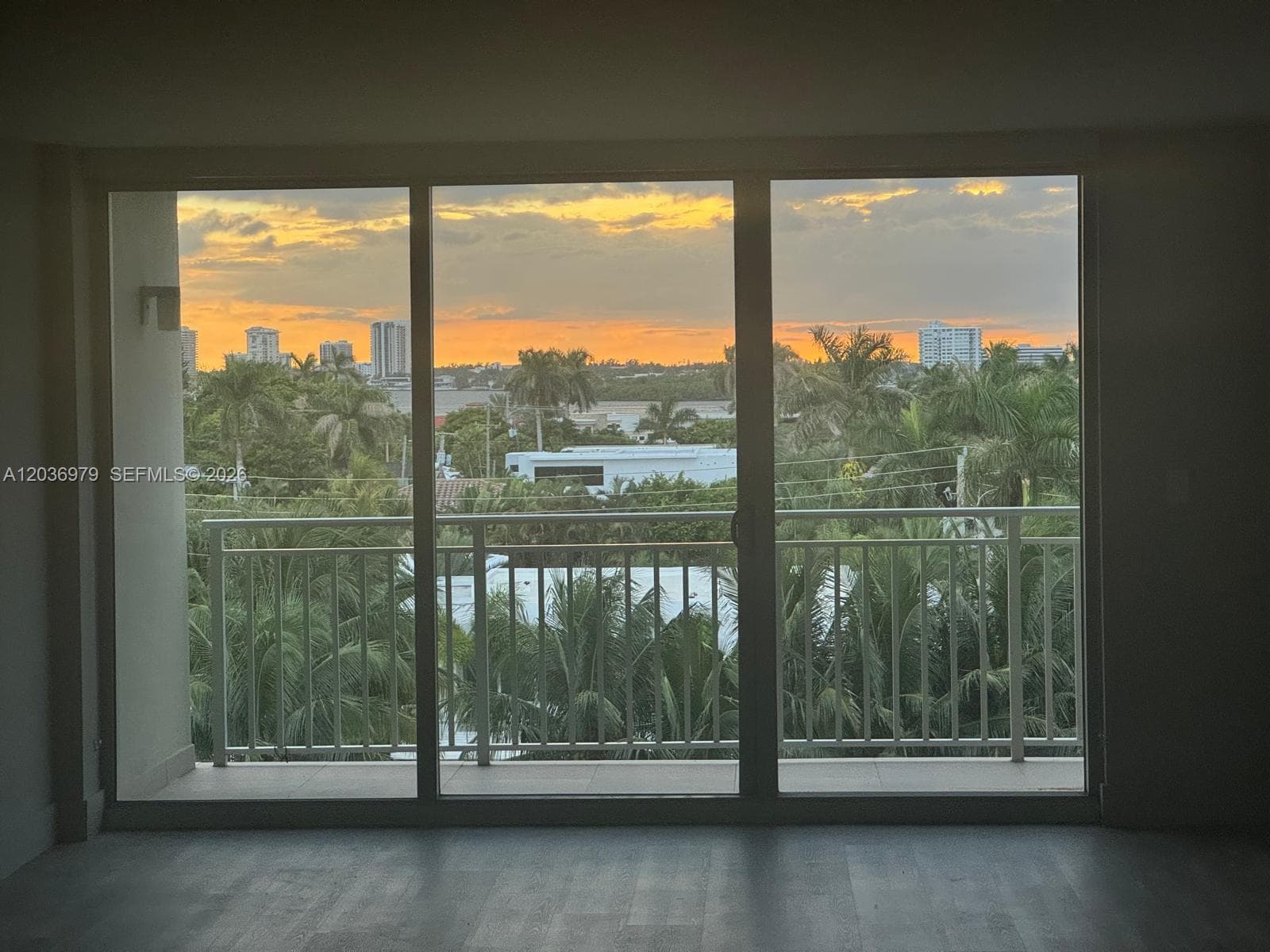 9500 W Bay Harbor Dr 6C photo 3