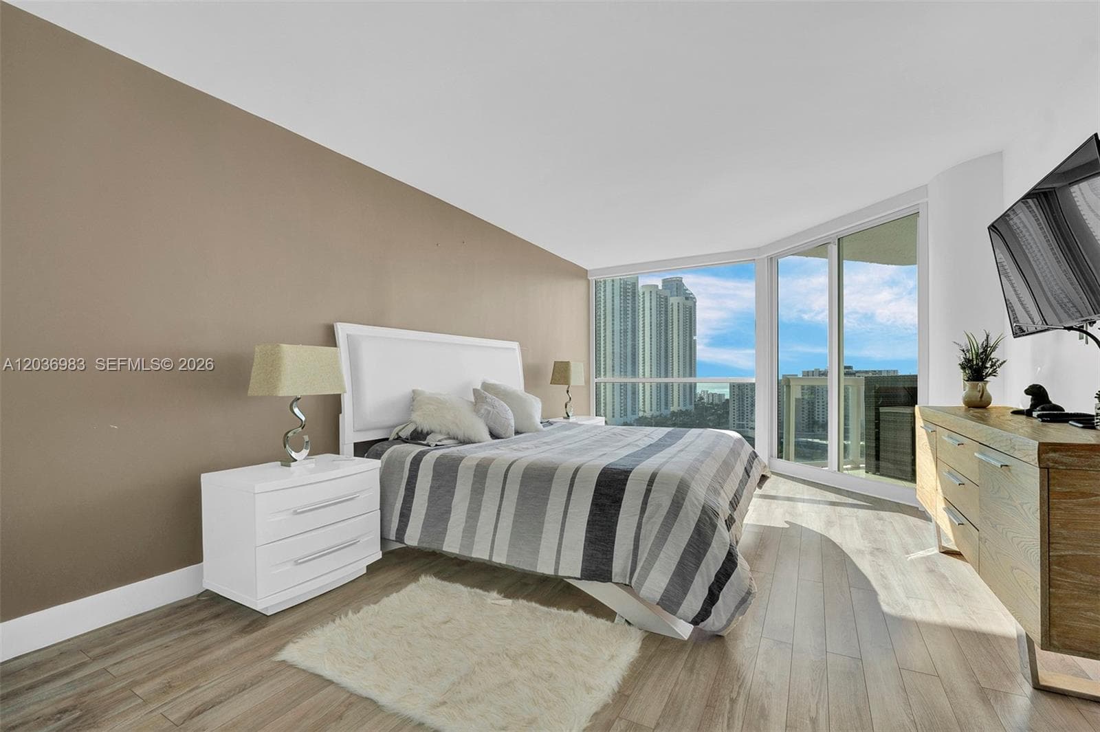 16400 Collins Ave 1944 photo 11