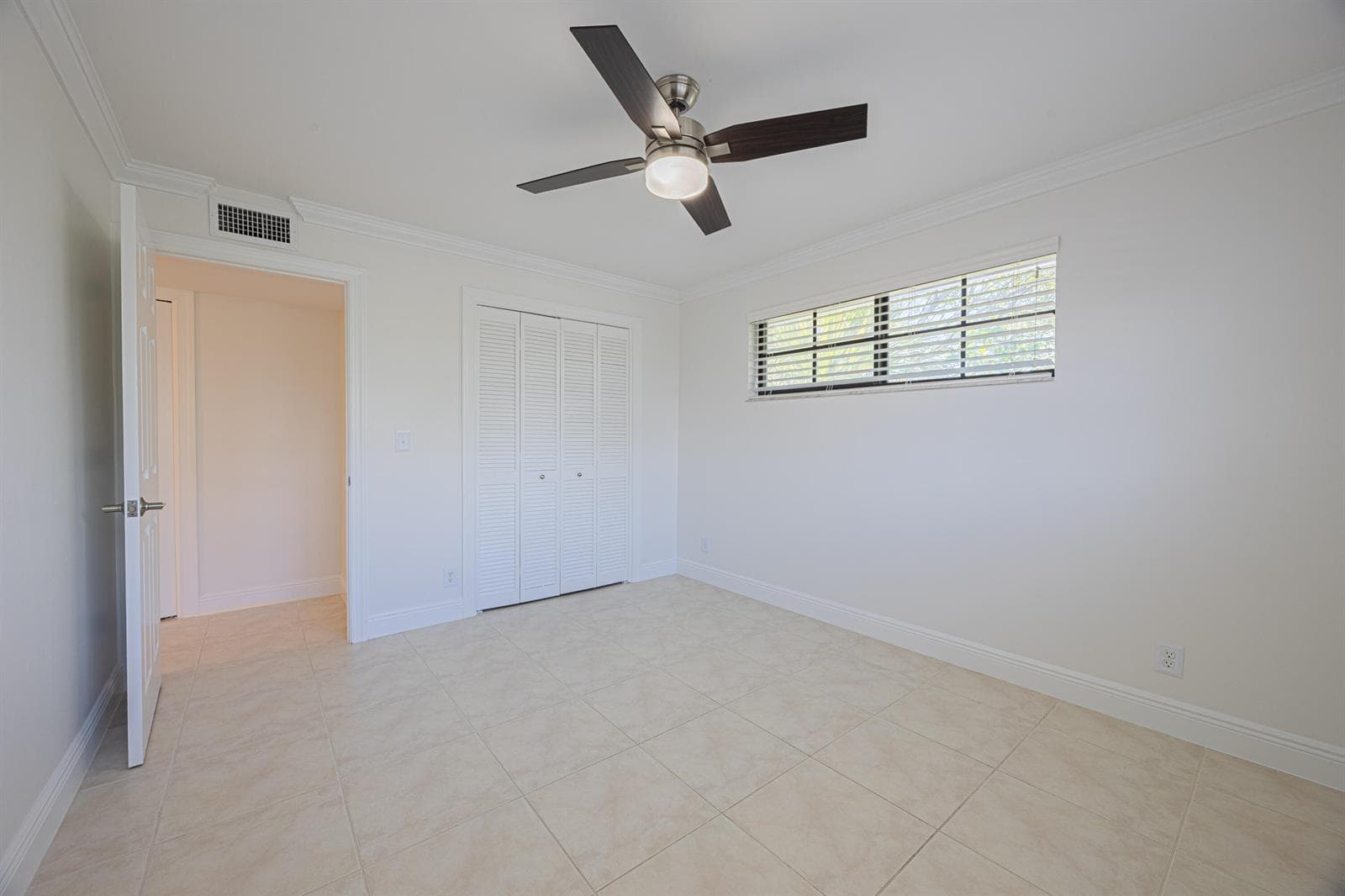 801 Palm Trail 9 photo 19