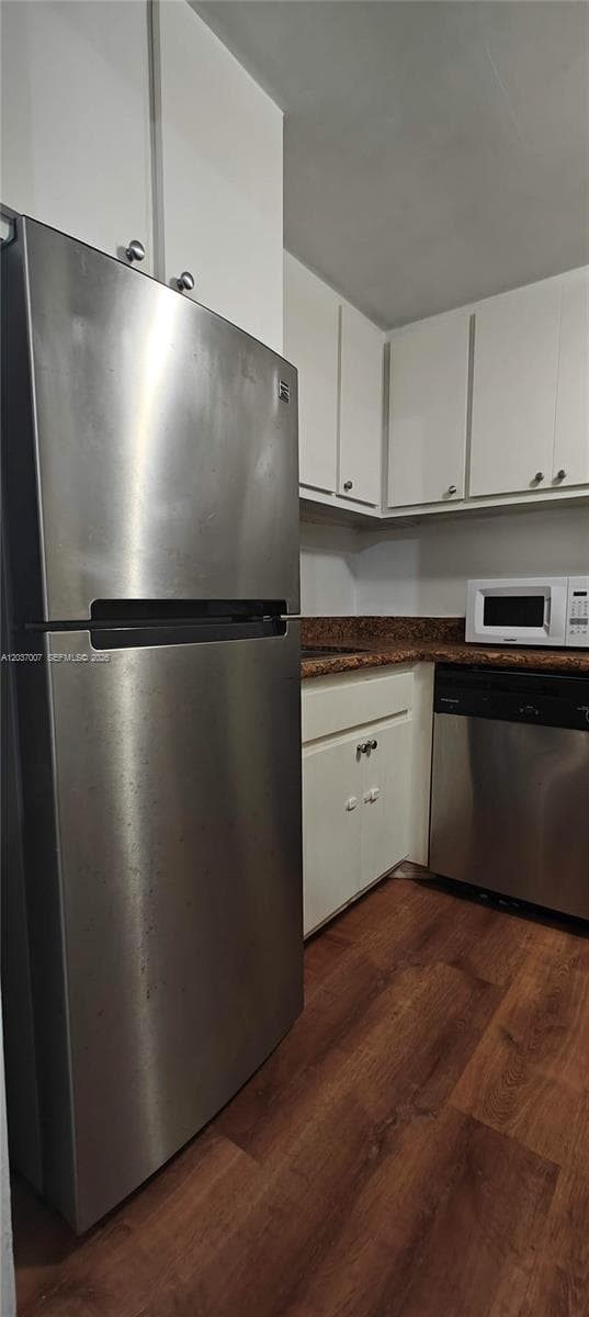905 Brickell Bay Dr 623 photo 17