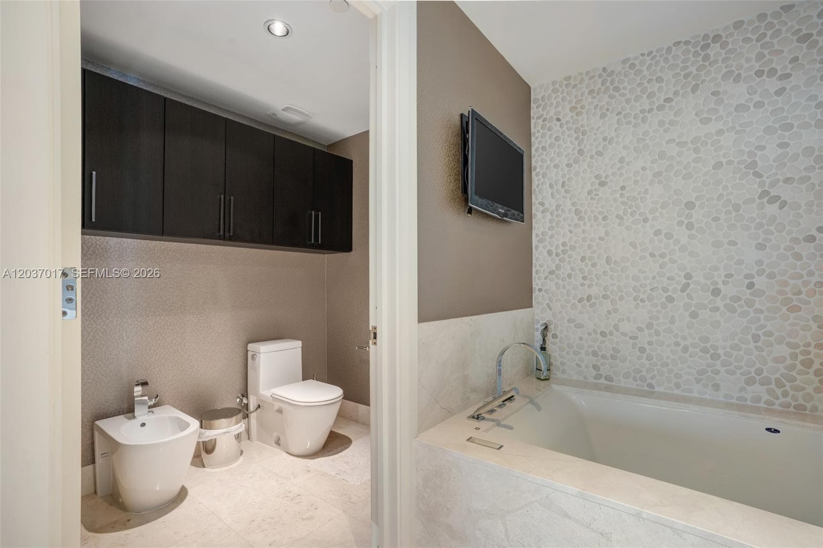 17121 Collins Ave 3304 photo 9