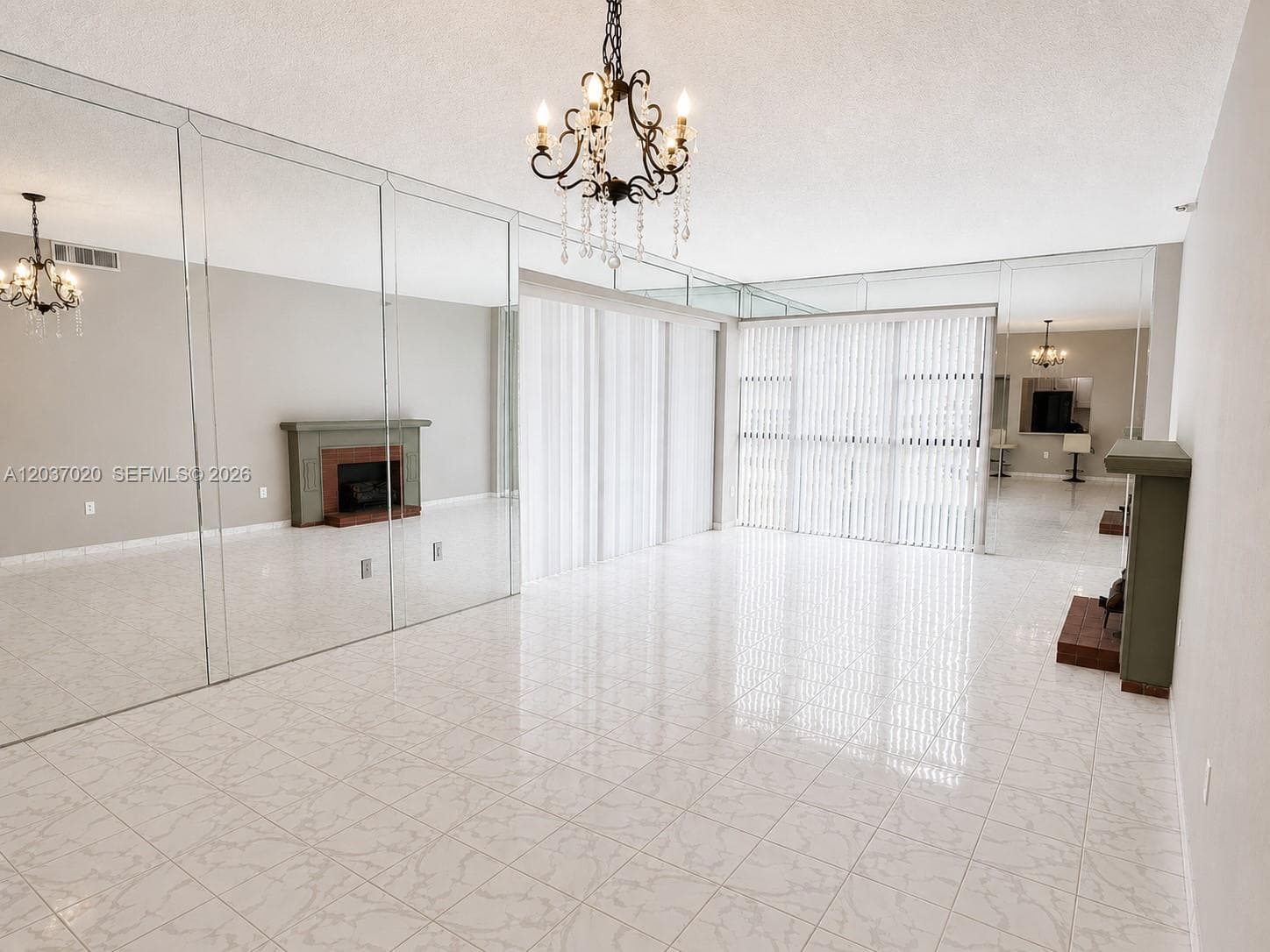 20505 E Country Club Dr 138 photo 1