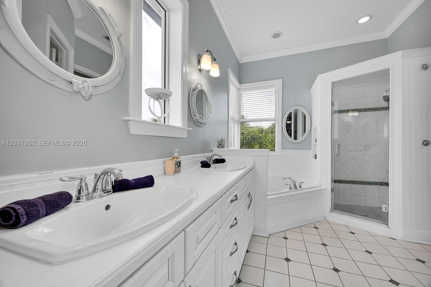 1074 NE Little River Dr photo 13