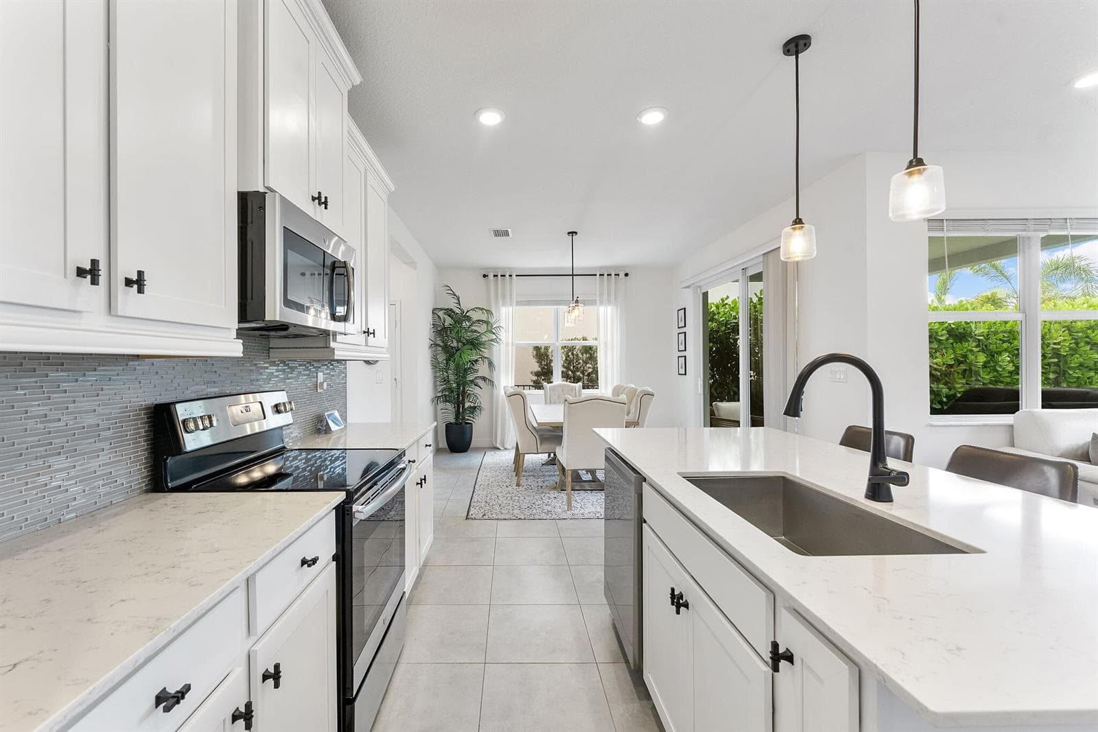 1070 Veleiros Boulevard photo 17
