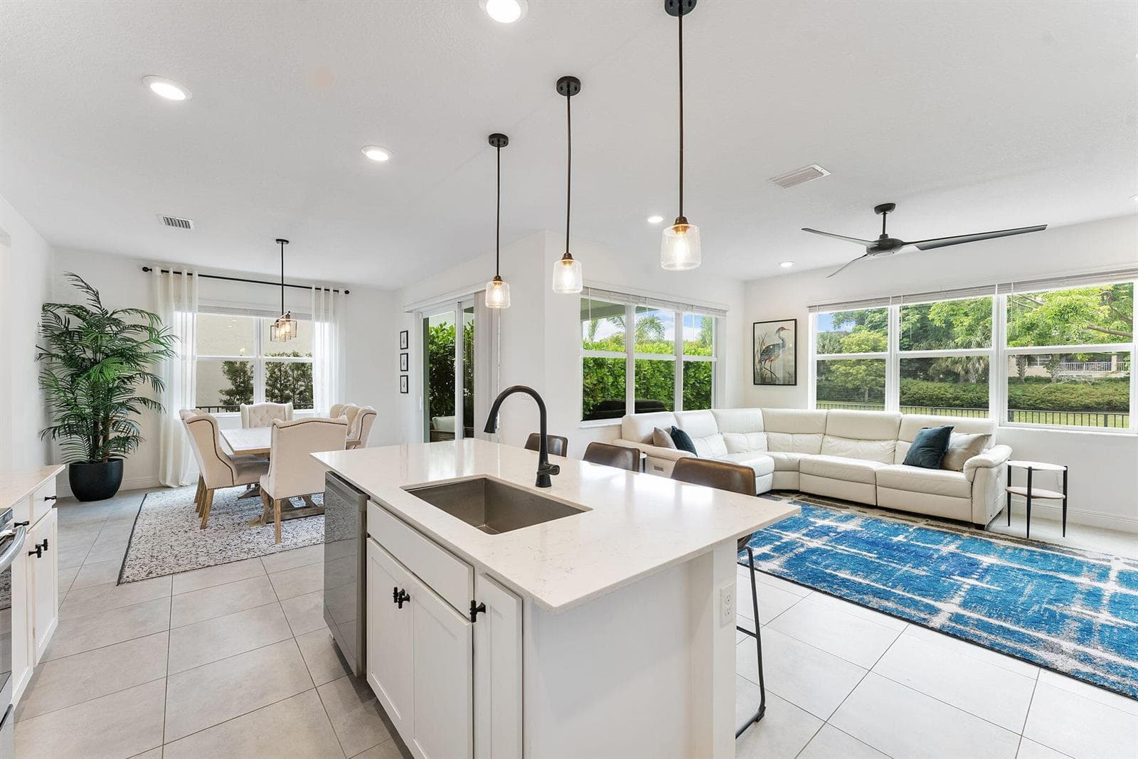 1070 Veleiros Boulevard photo 16