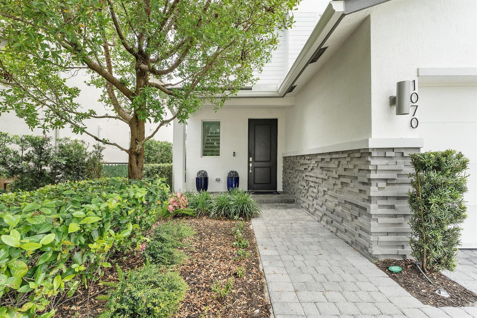 1070 Veleiros Boulevard photo 5