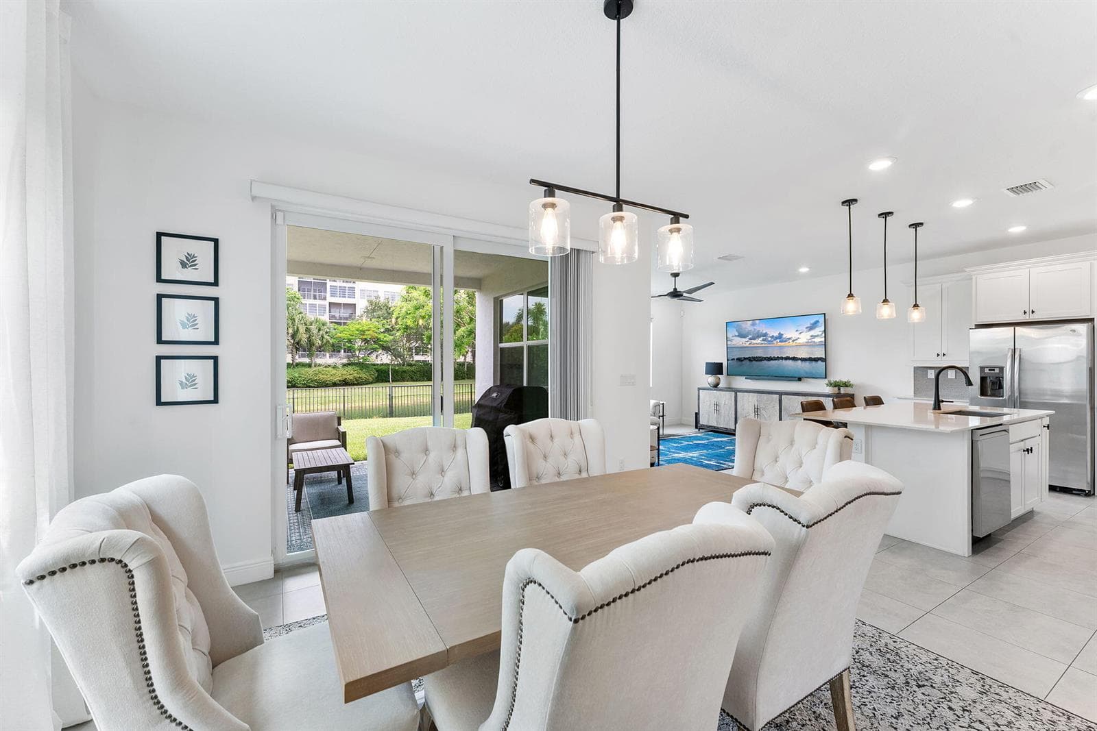 1070 Veleiros Boulevard photo 9