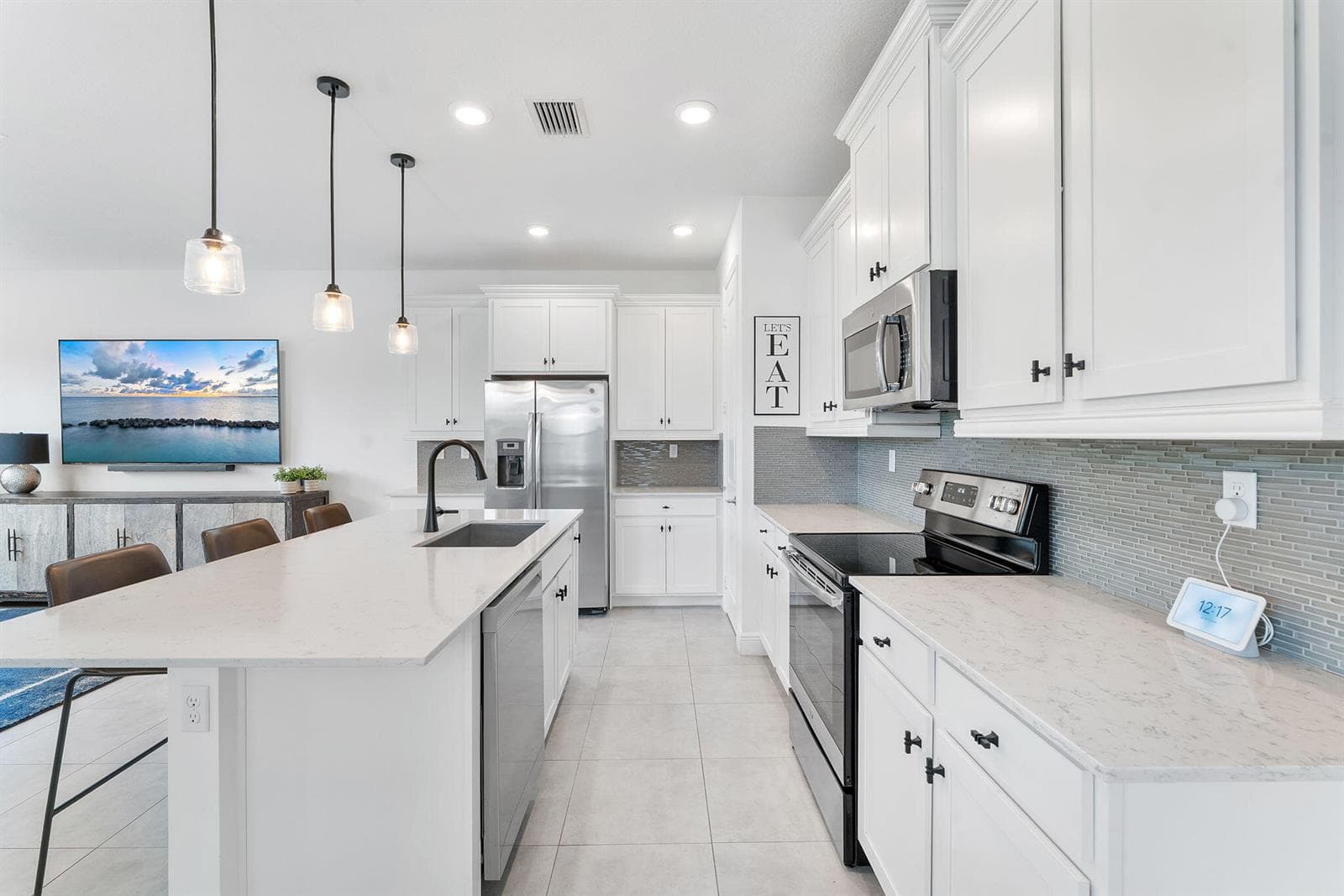 1070 Veleiros Boulevard photo 14