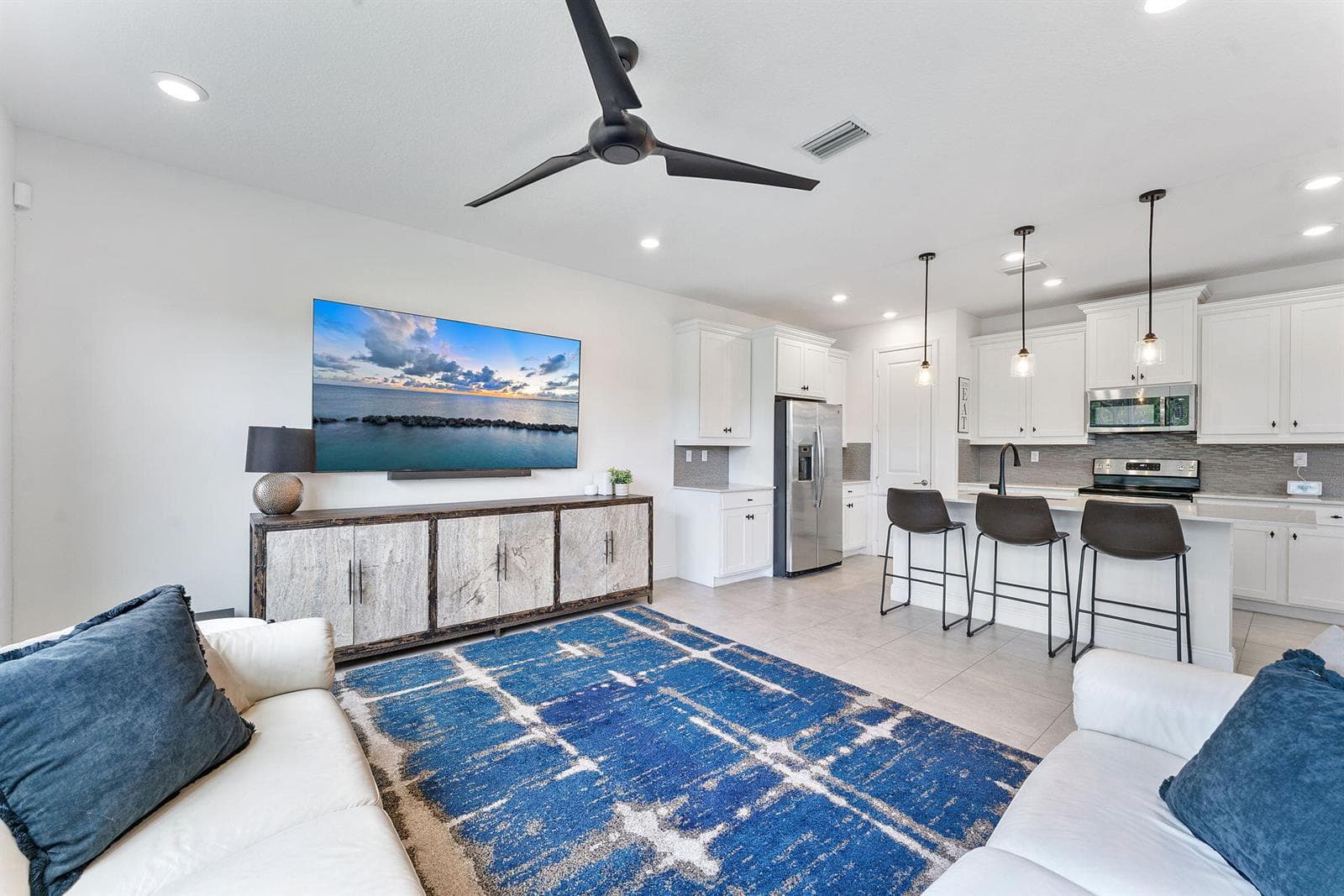1070 Veleiros Boulevard photo 21