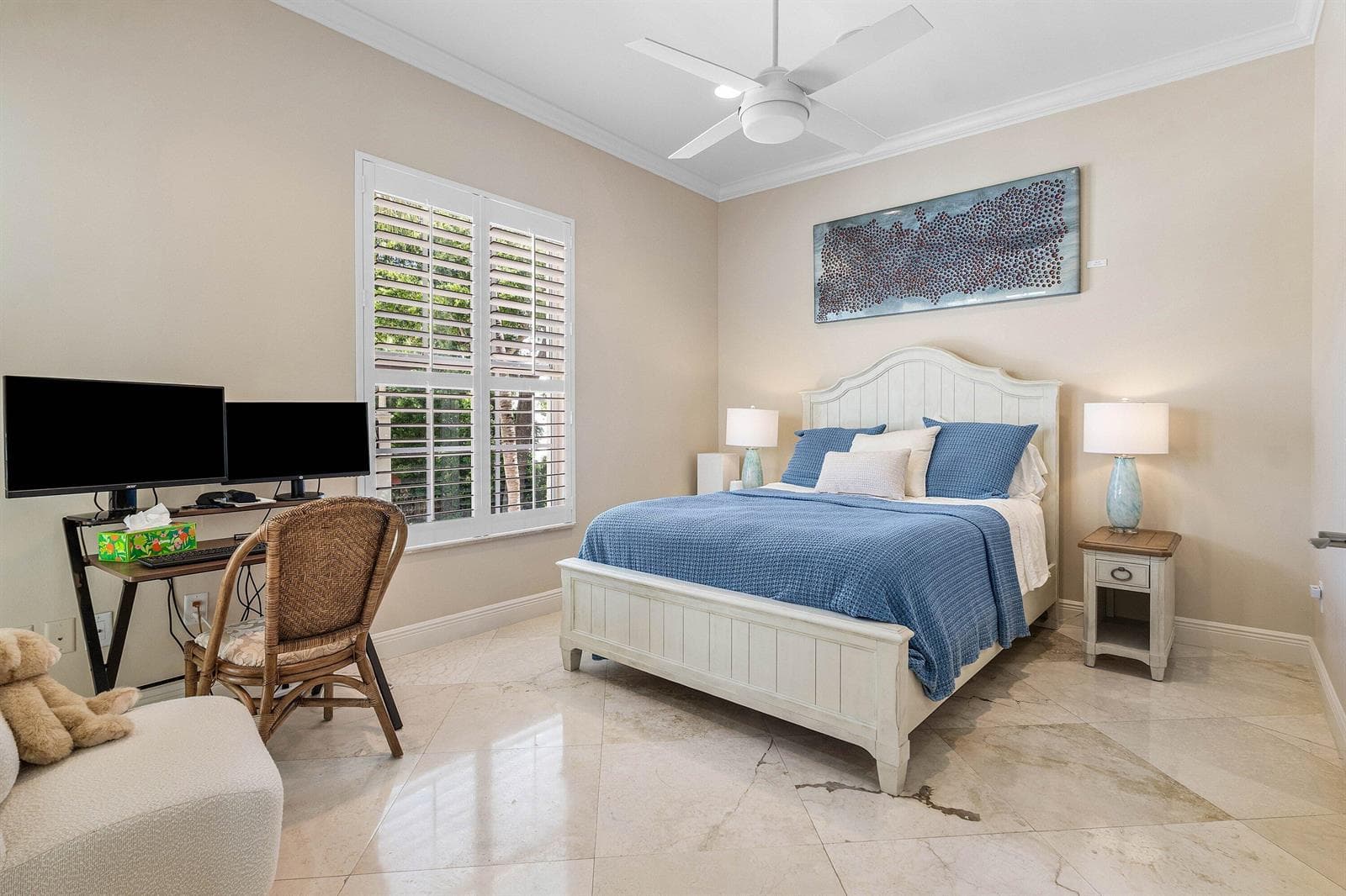 26 Marina Gardens Drive photo 24