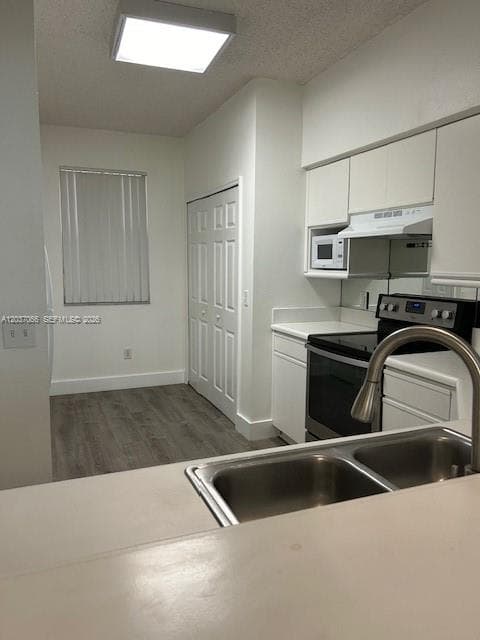 3245 NE 184th St 13112 photo 2