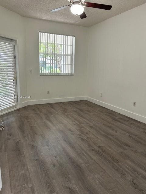 3245 NE 184th St 13112 photo 13