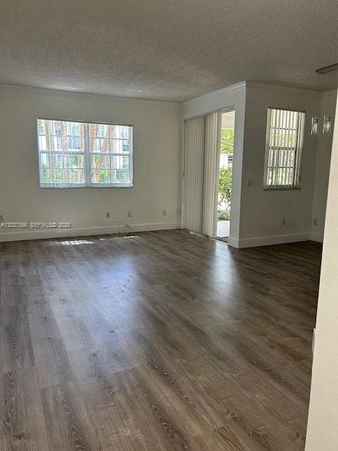 3245 NE 184th St 13112 photo 12