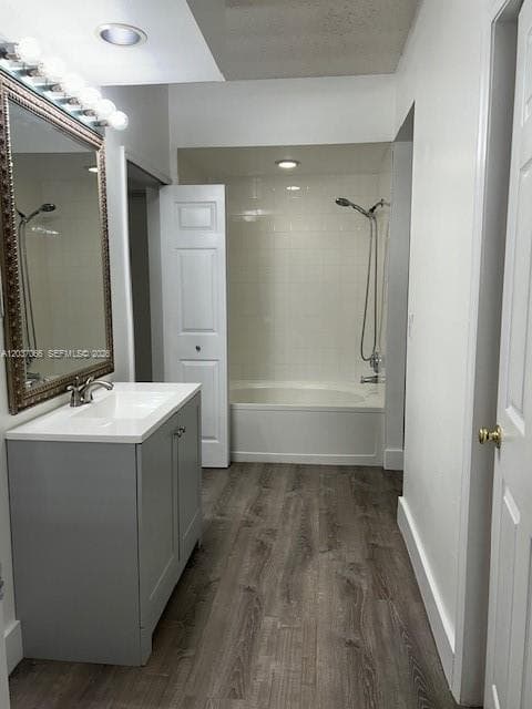 3245 NE 184th St 13112 photo 15