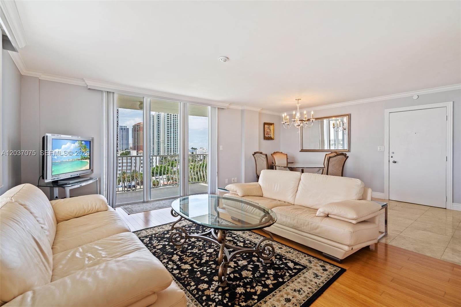 1 Las Olas Cir 809 photo 17