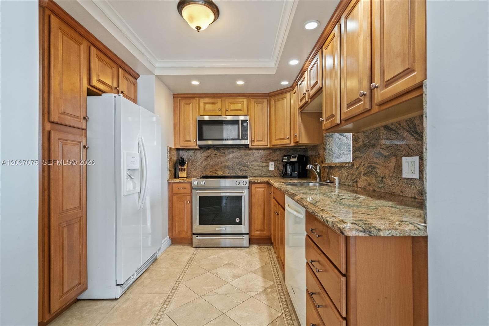 1 Las Olas Cir 809 photo 22