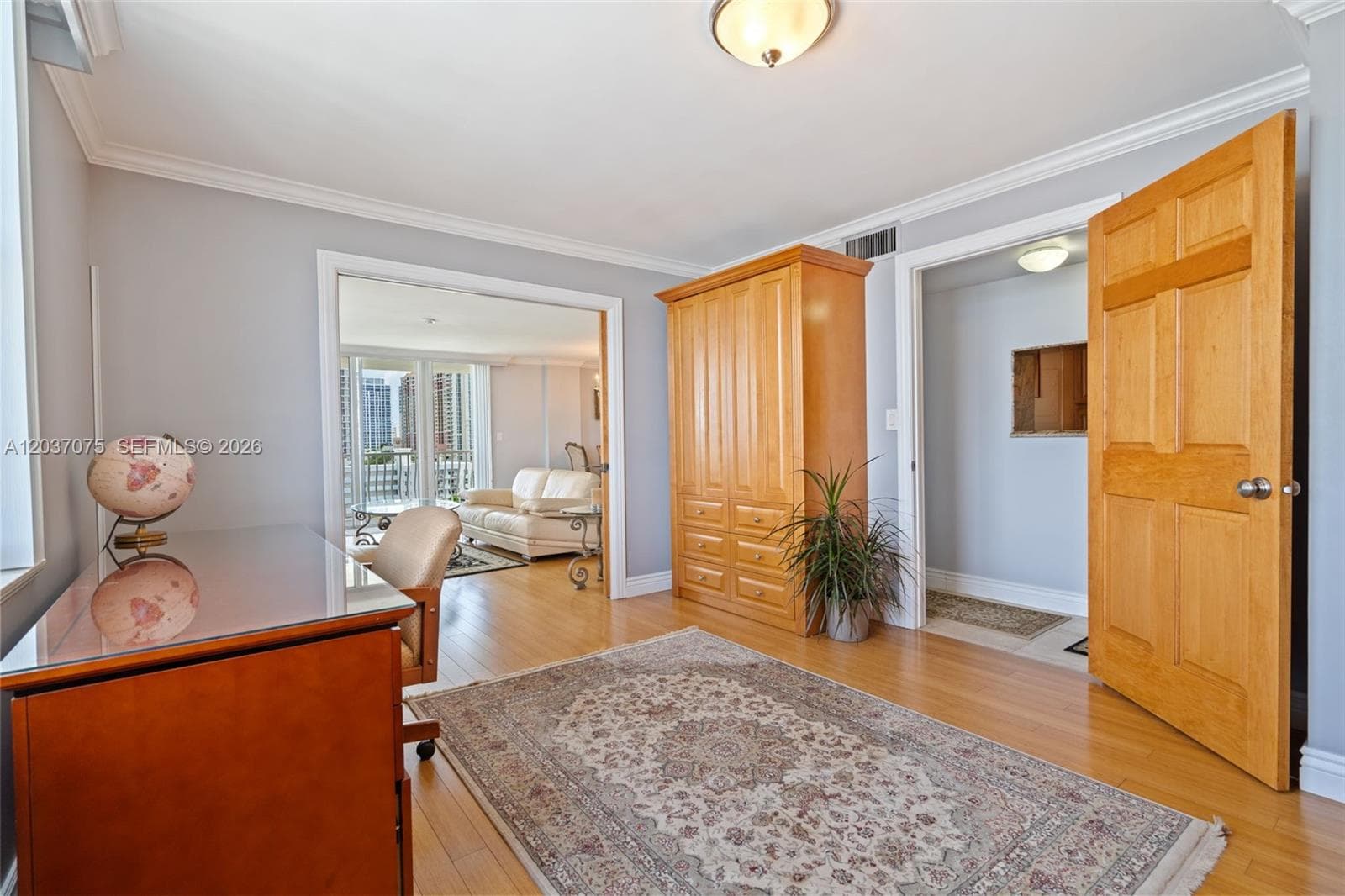 1 Las Olas Cir 809 photo 8