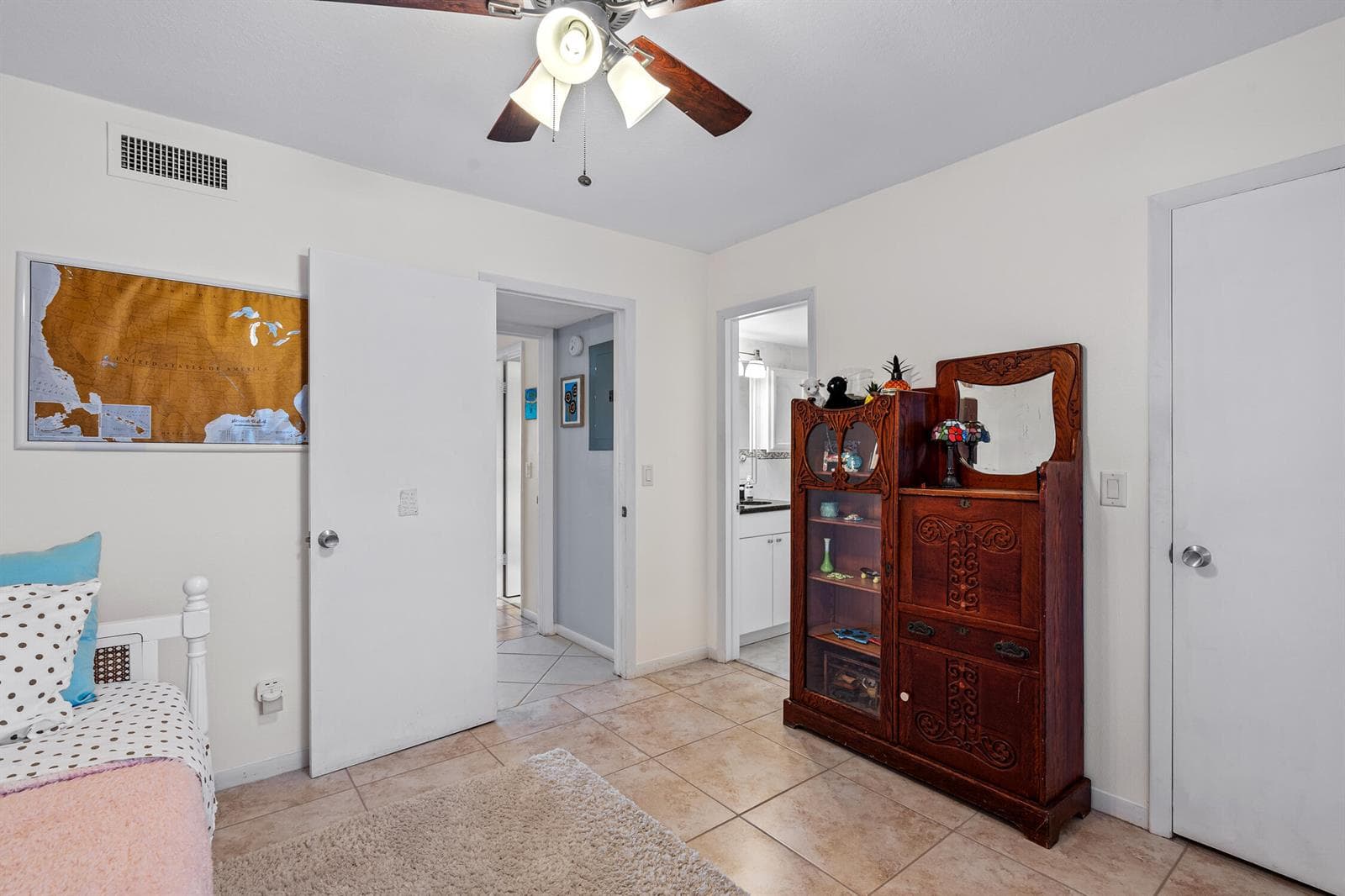231 E Lantana Road 203 photo 20