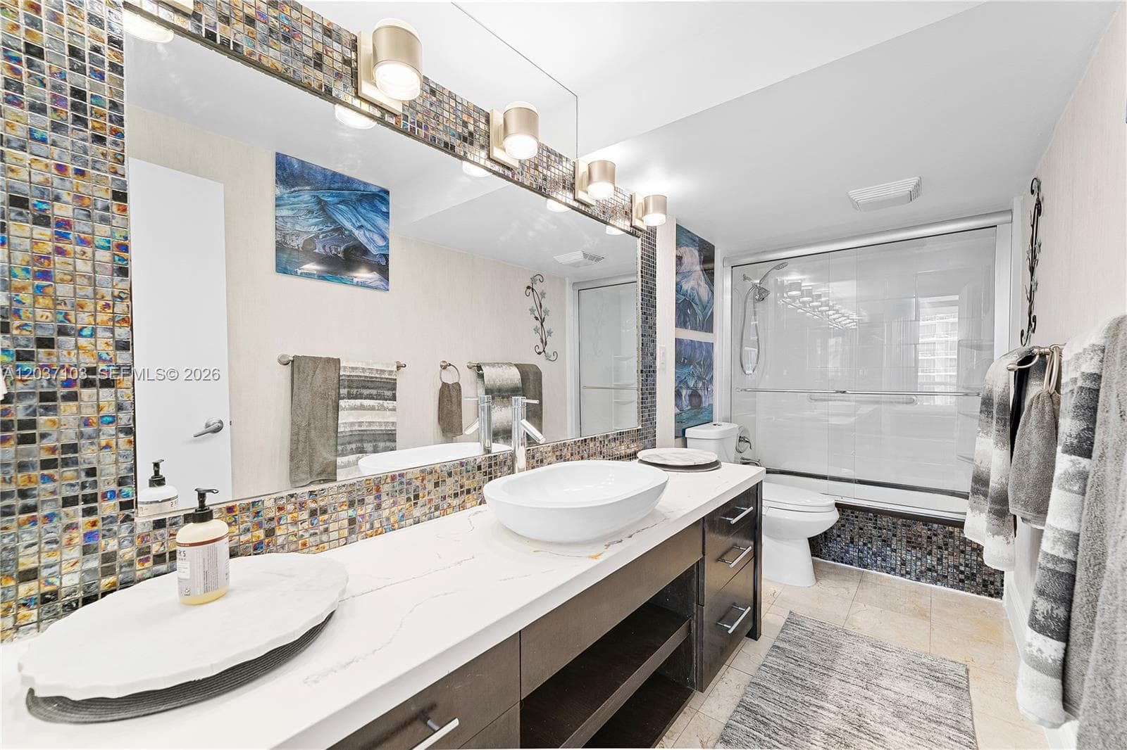 10275 Collins Ave 807 photo 16