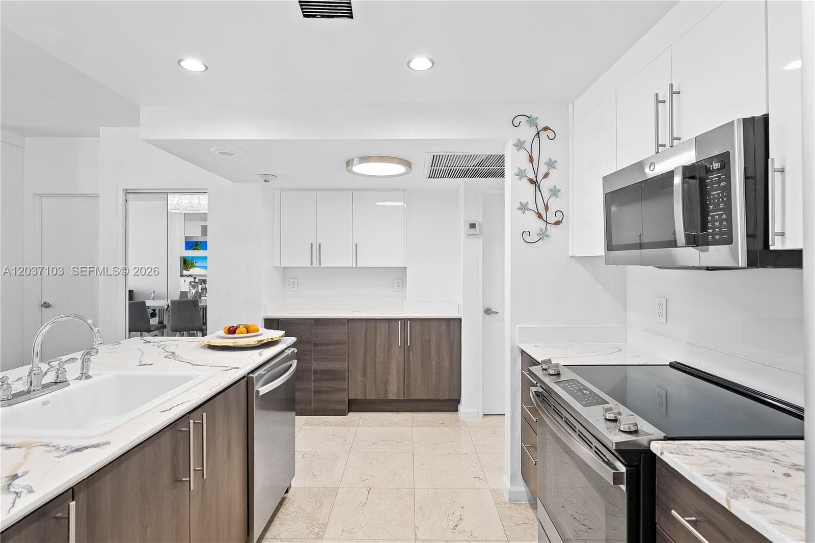 10275 Collins Ave 807 photo 10