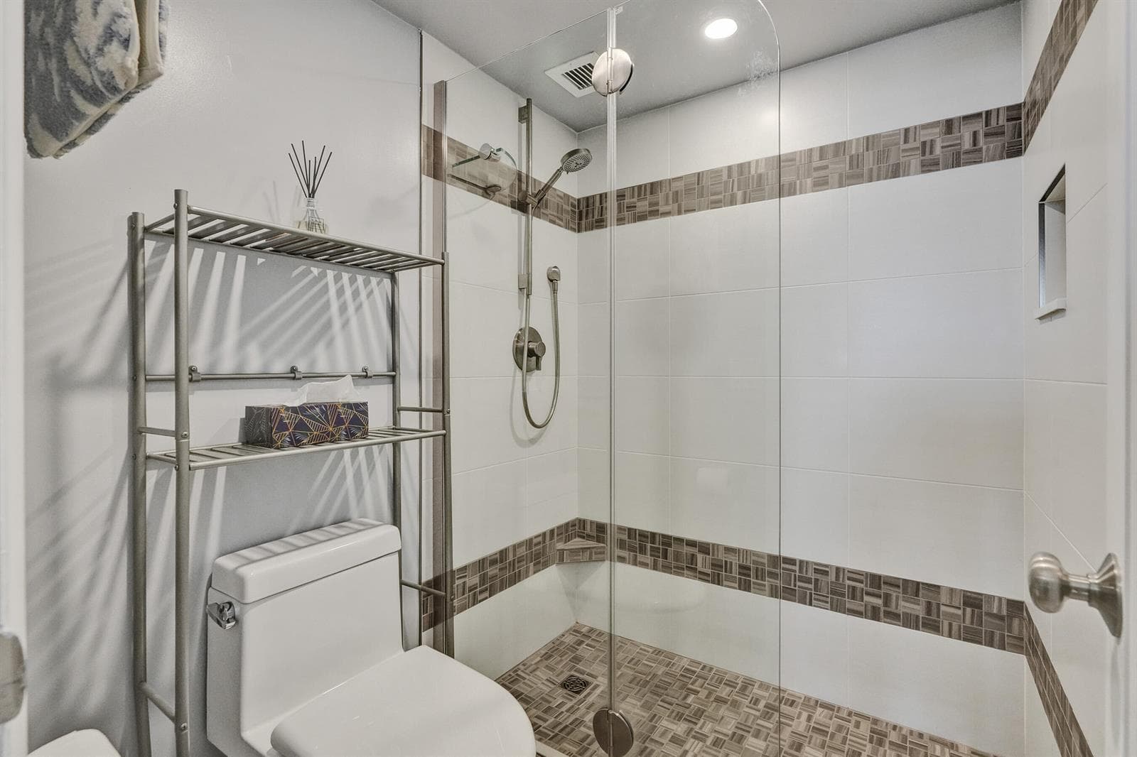 3015 N Ocean Boulevard 3d photo 17