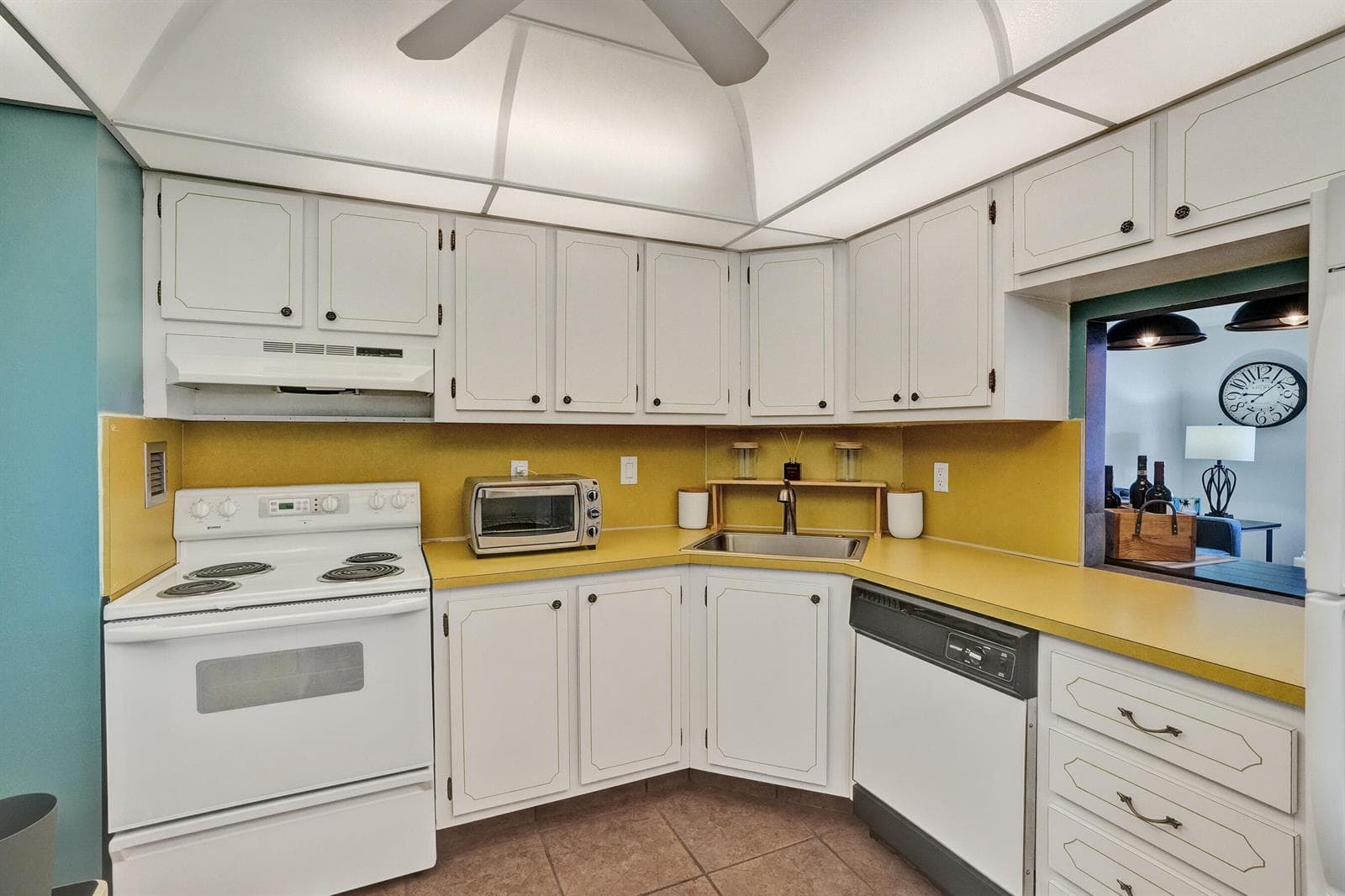 3015 N Ocean Boulevard 3d photo 19