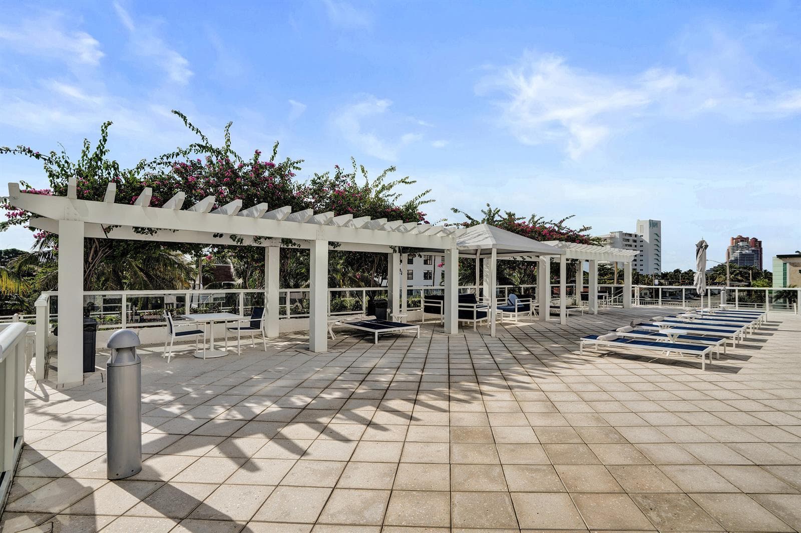 3015 N Ocean Boulevard 3d photo 25
