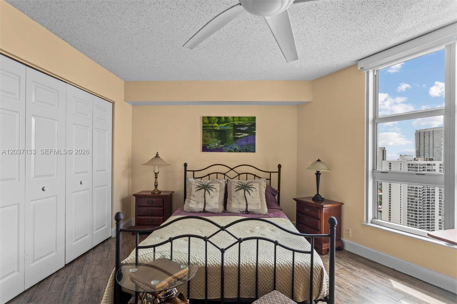 3500 Mystic Pointe Dr 3307 photo 18