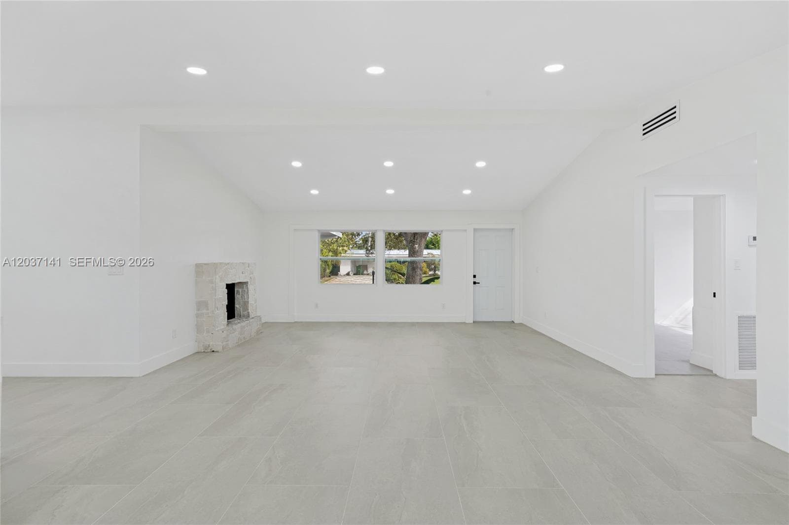 2649 Key Largo Ln photo 7