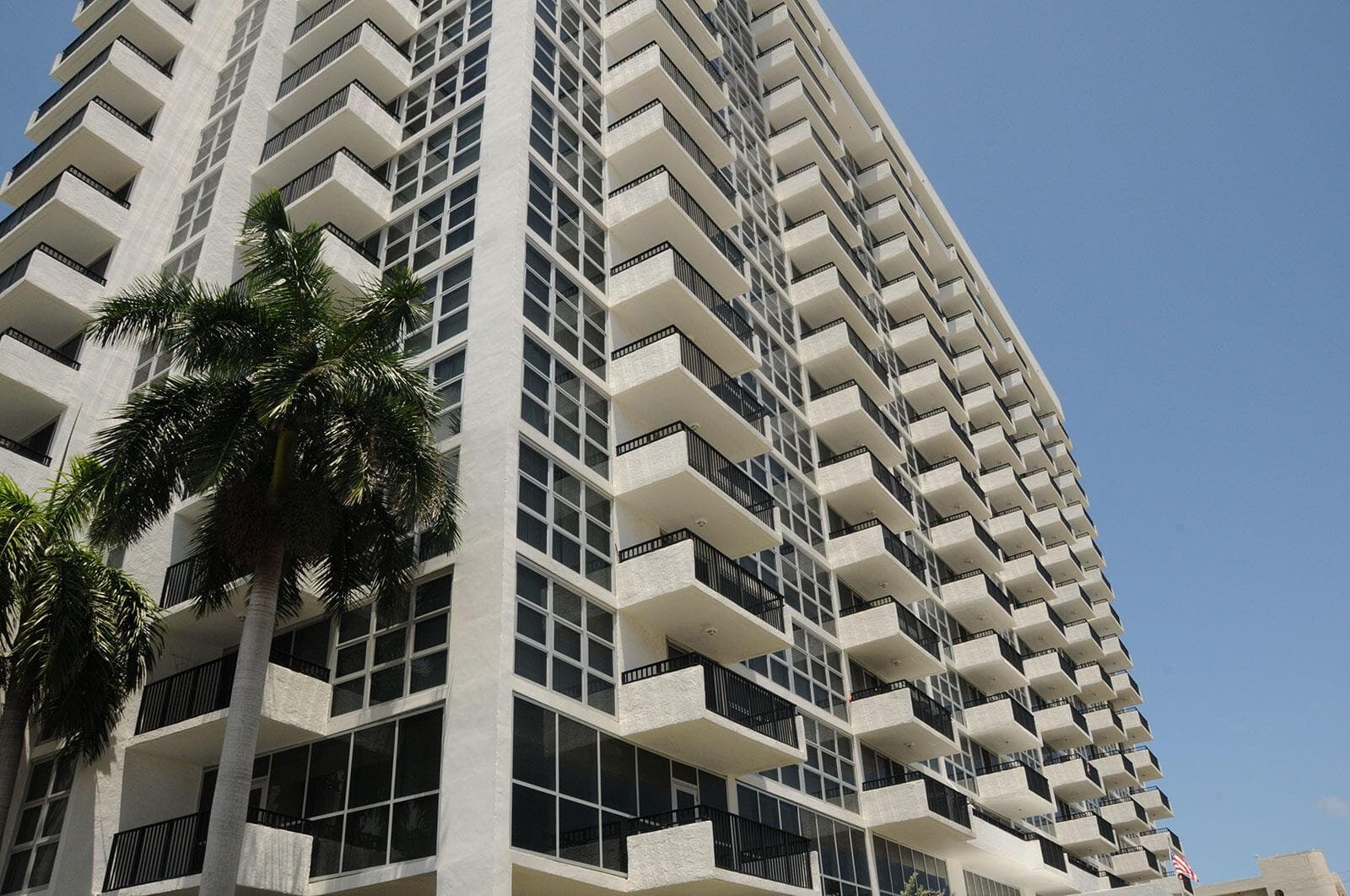 525 N Ocean Boulevard 1120 photo 20