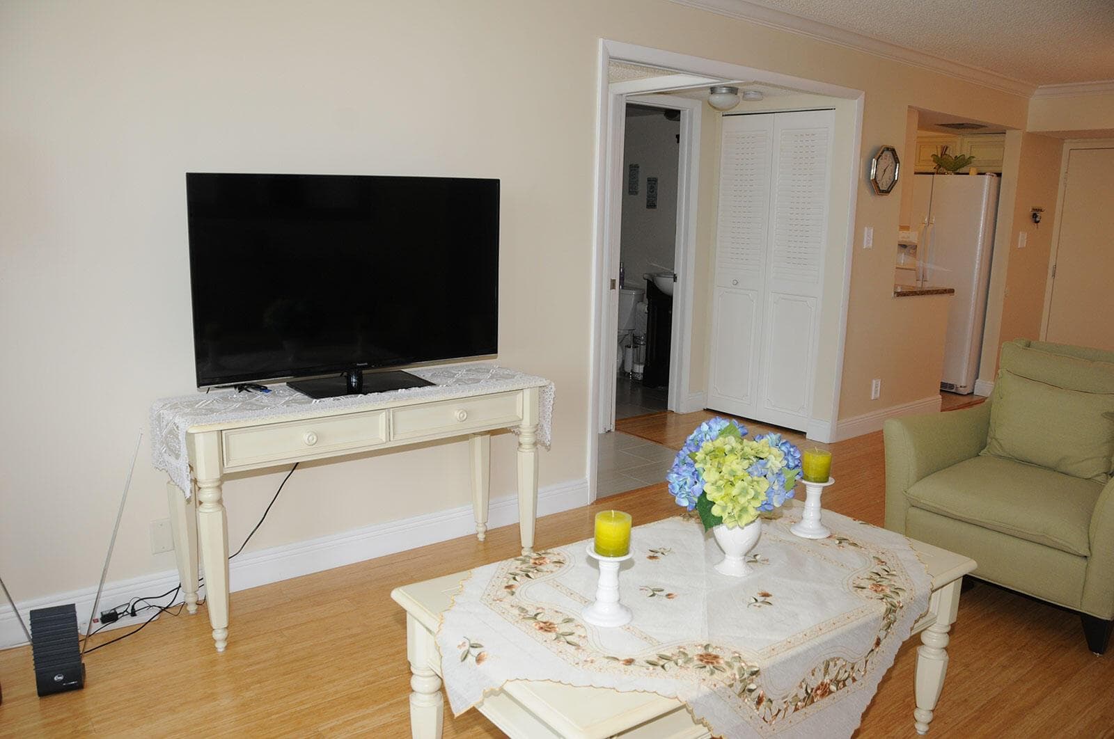 525 N Ocean Boulevard 1120 photo 8