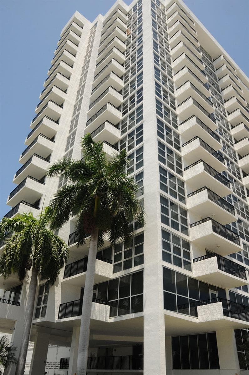 525 N Ocean Boulevard 1120 photo 21
