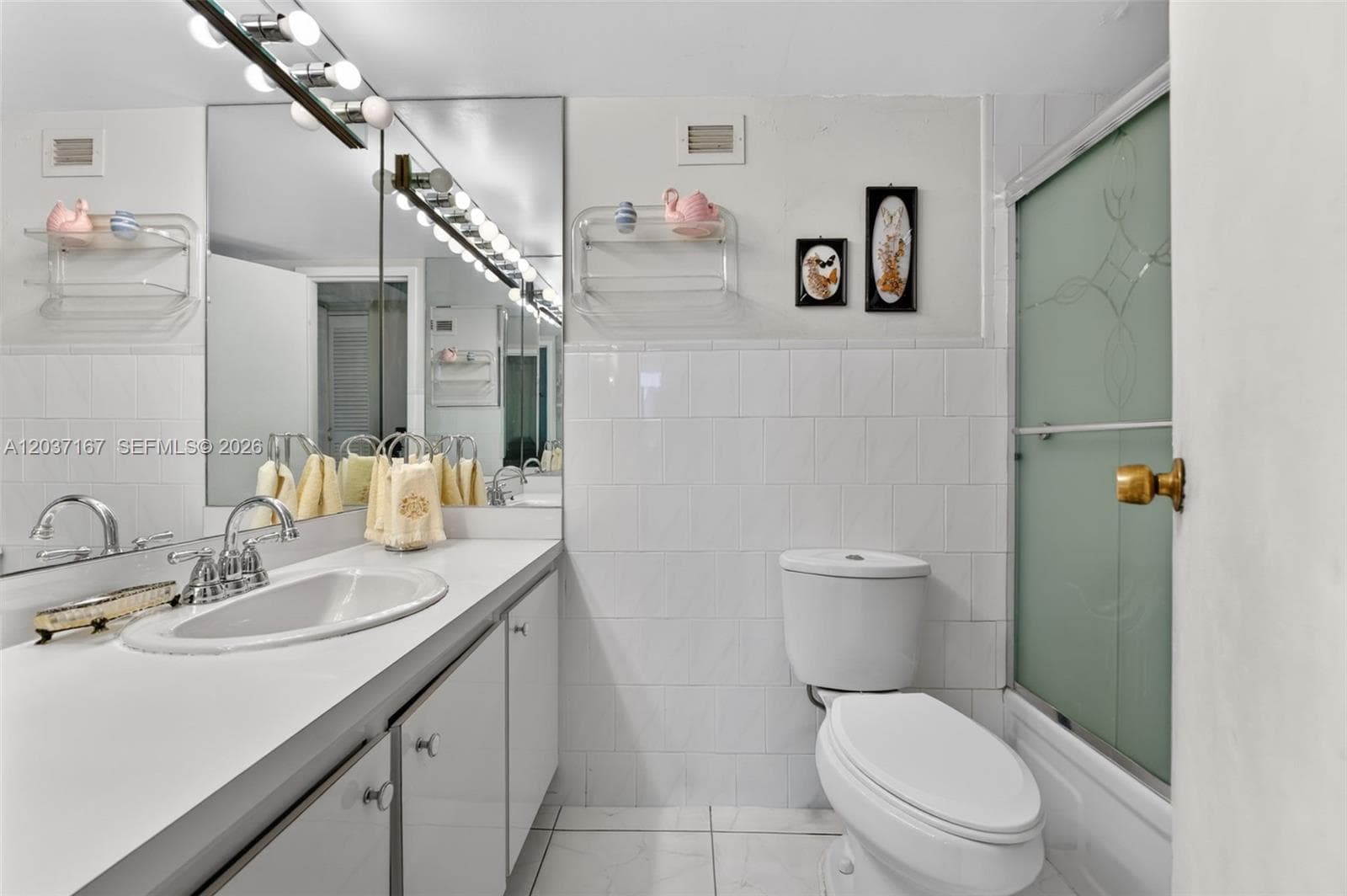 601 Three Islands Blvd 403 photo 17