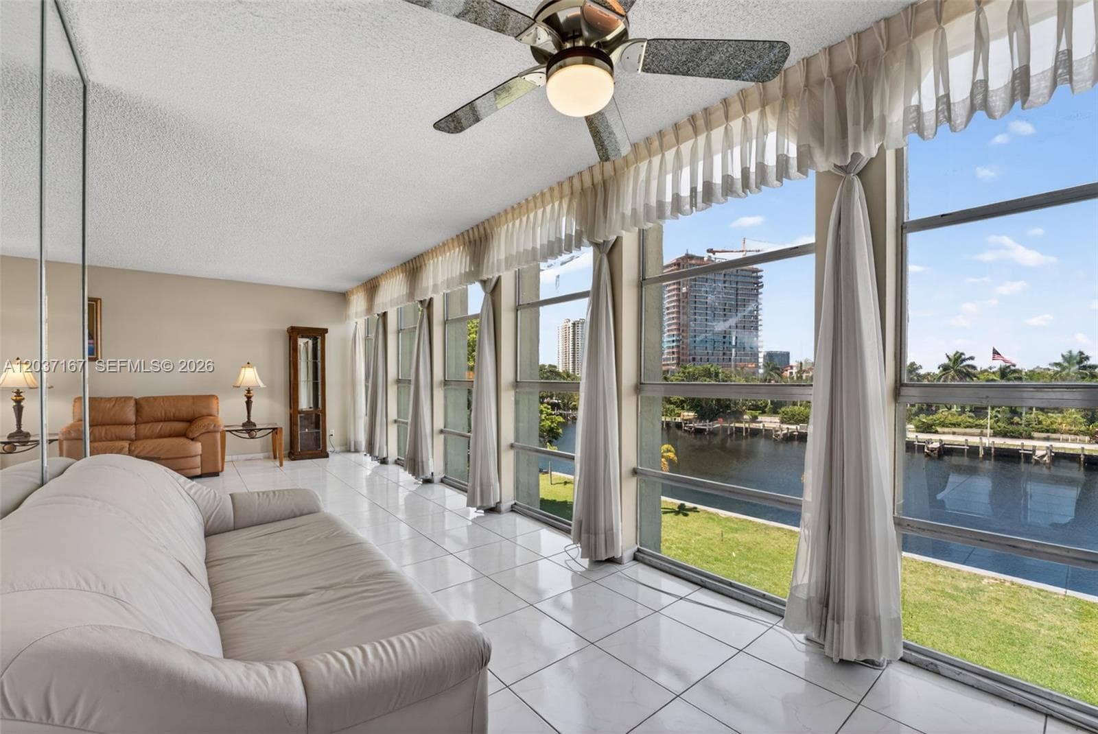601 Three Islands Blvd 403 photo 5