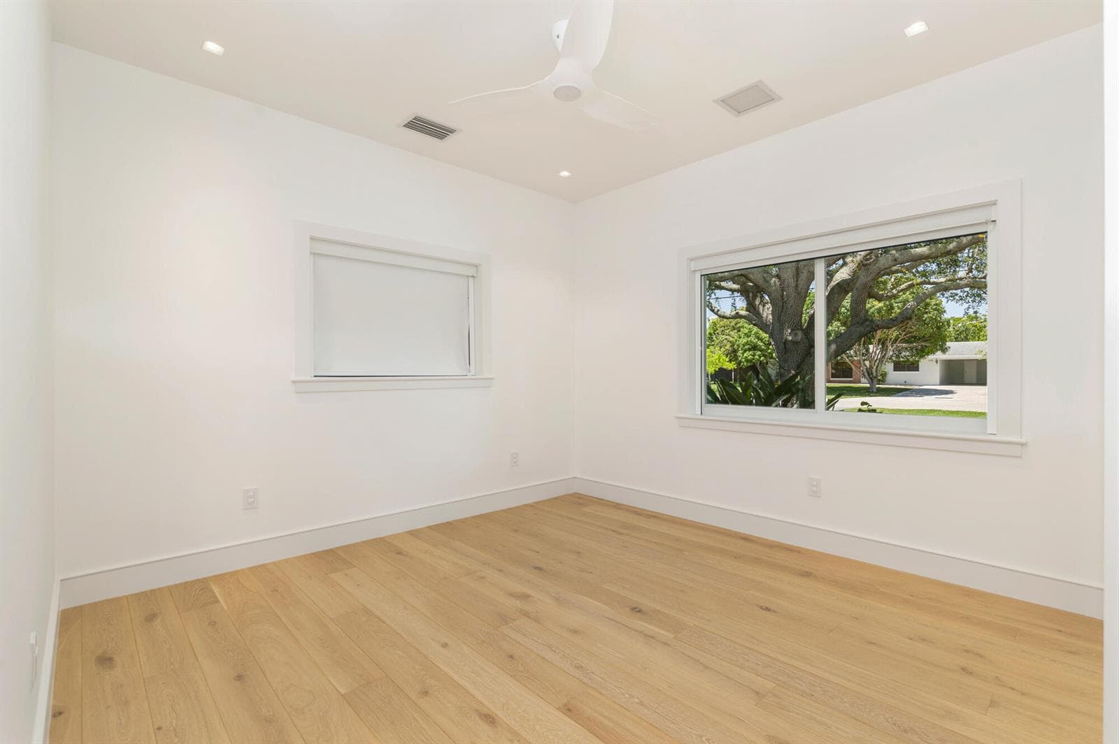 1140 Lake Clarke Drive photo 24