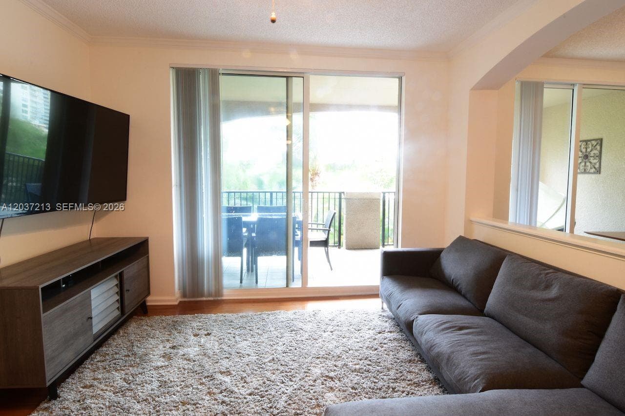 17150 N Bay Rd 2314 photo 2
