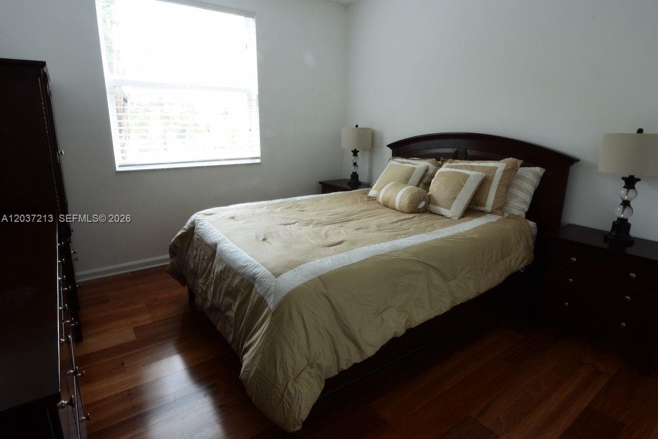 17150 N Bay Rd 2314 photo 13