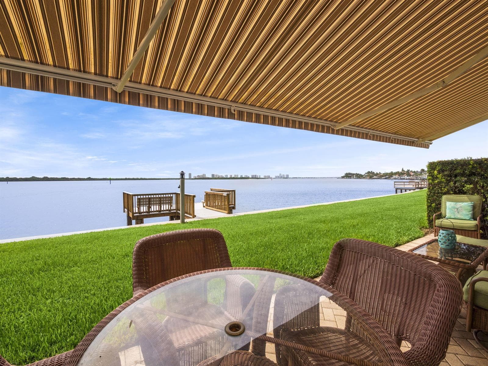 52 Yacht Club Drive 103 photo 3