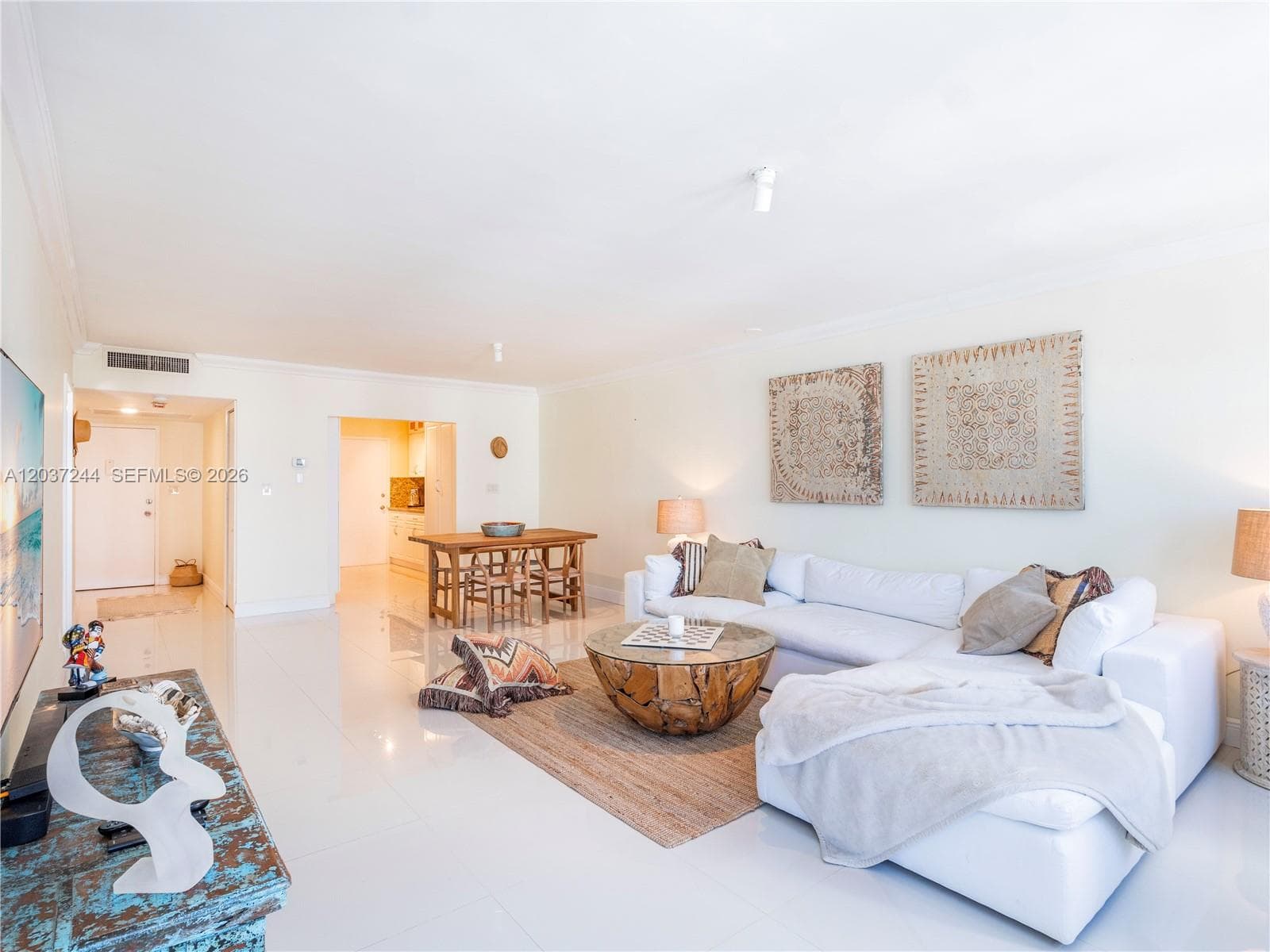 5401 Collins Ave 1013 photo 6
