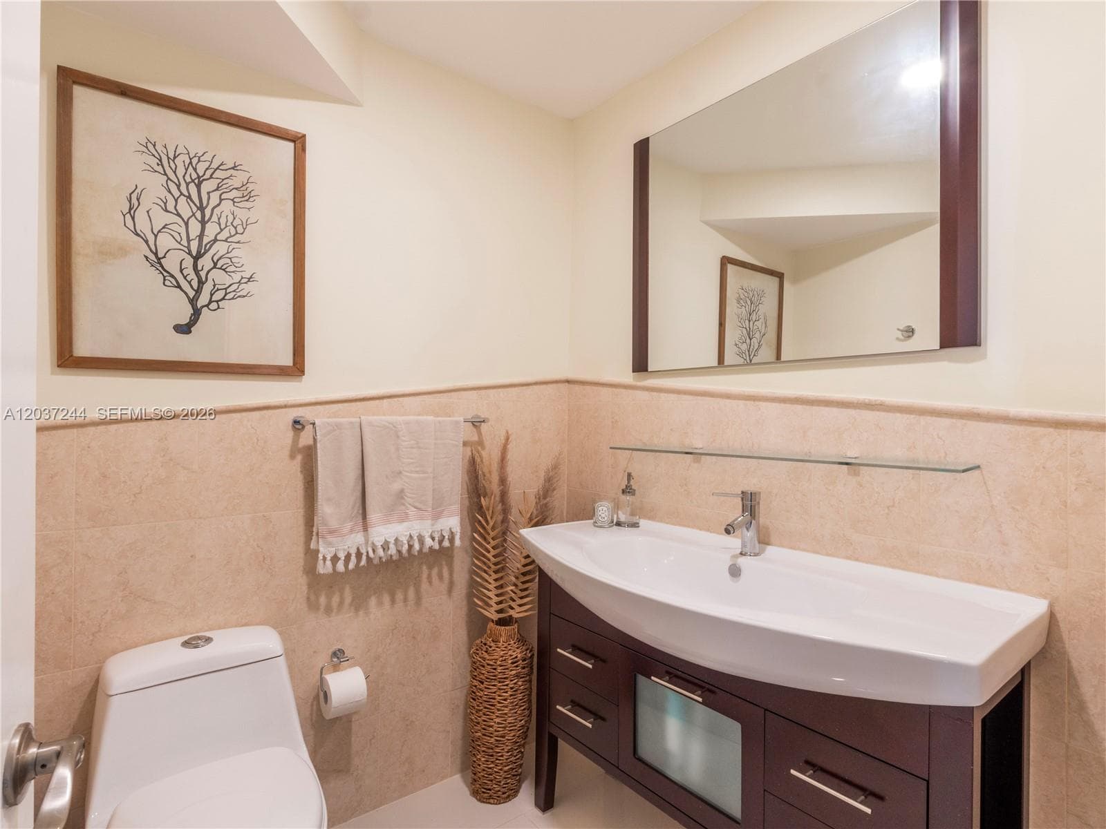 5401 Collins Ave 1013 photo 19